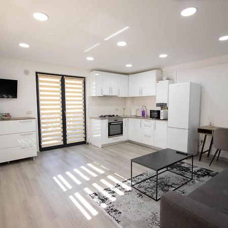 Astar Apartments - Executive Rădăuţi Zewnętrze zdjęcie